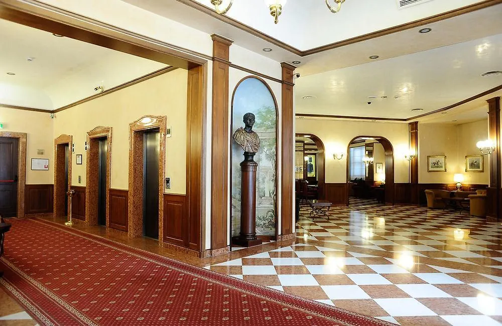 Leonardo Hotel Milan City Center